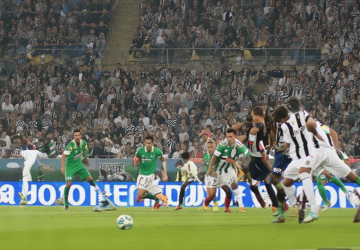 2017意甲博洛尼亚vs尤文图斯巅峰对决：精彩平局回顾